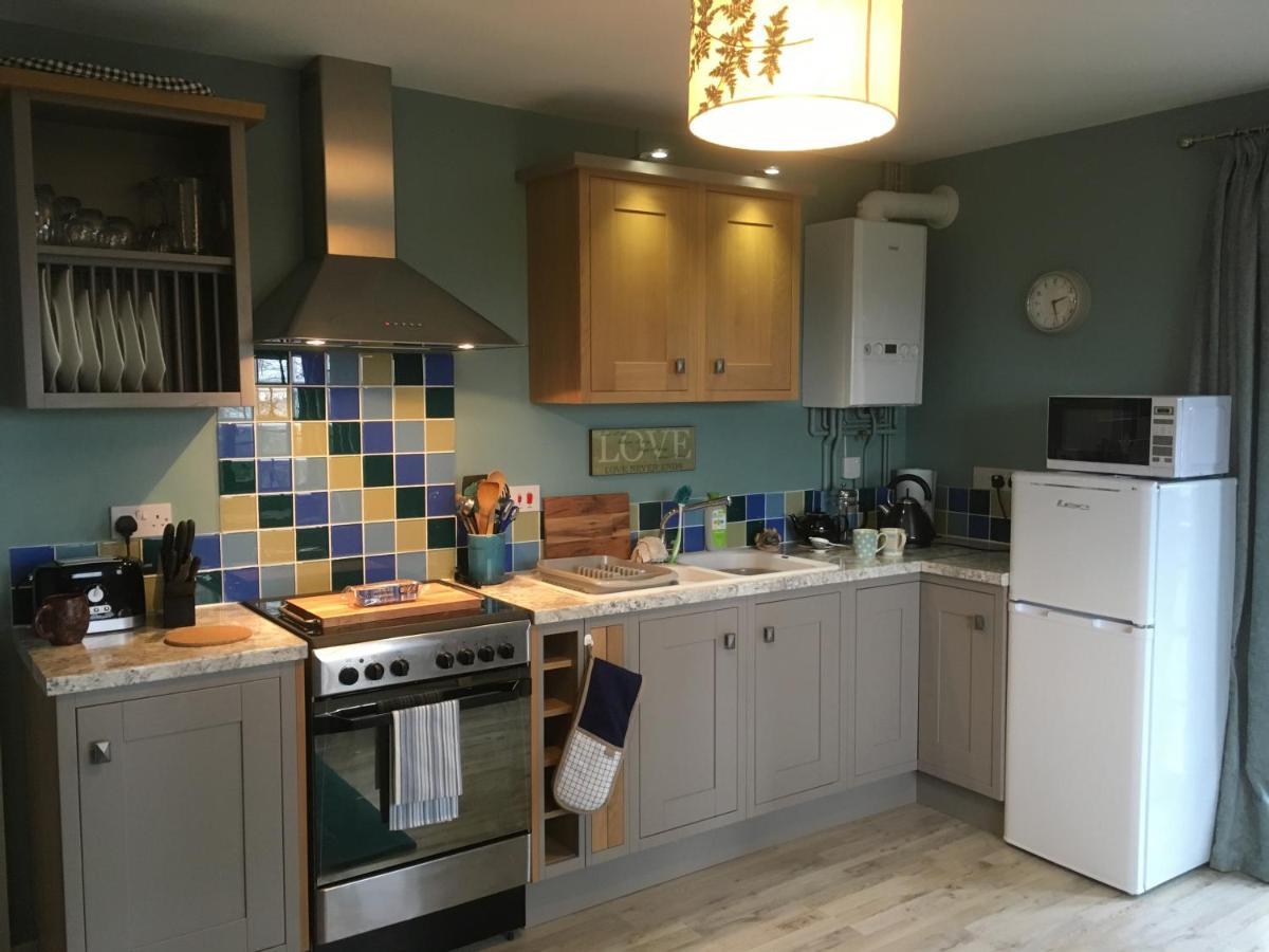 Bronllys Farm Coastal Self-Catering Appartement Llanelli Buitenkant foto