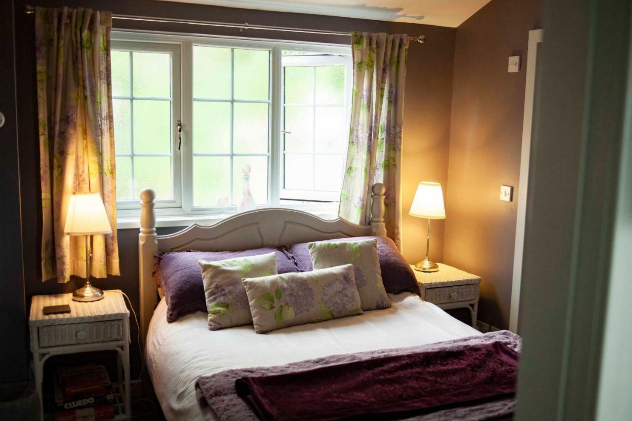 Bronllys Farm Coastal Self-Catering Appartement Llanelli Buitenkant foto
